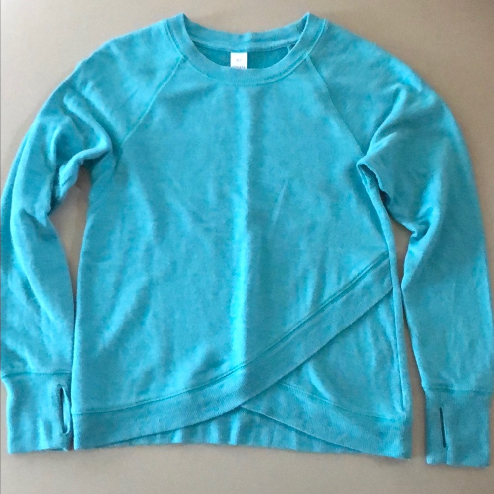 Athleta girl size 7 sweatshirt w/thumb holes